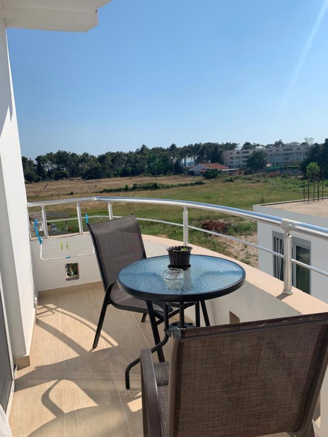 Apartmens Xhenis Lux Улцинь Экстерьер фото