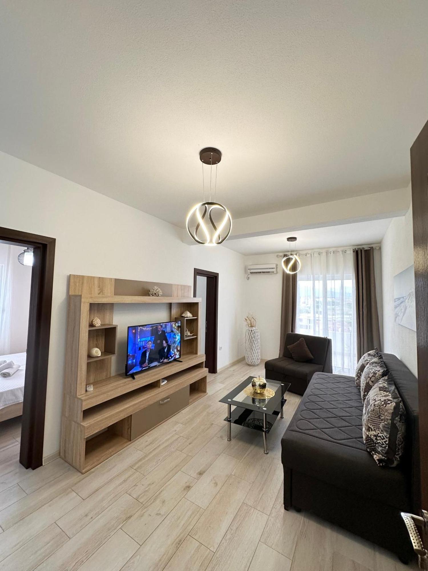 Apartmens Xhenis Lux Улцинь Экстерьер фото
